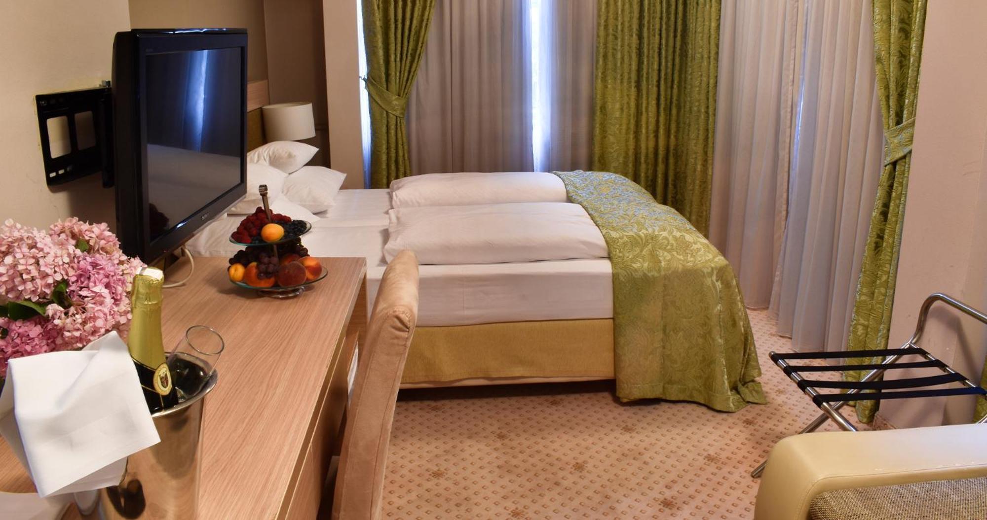 Hotel Park Široki Brijeg Rom bilde